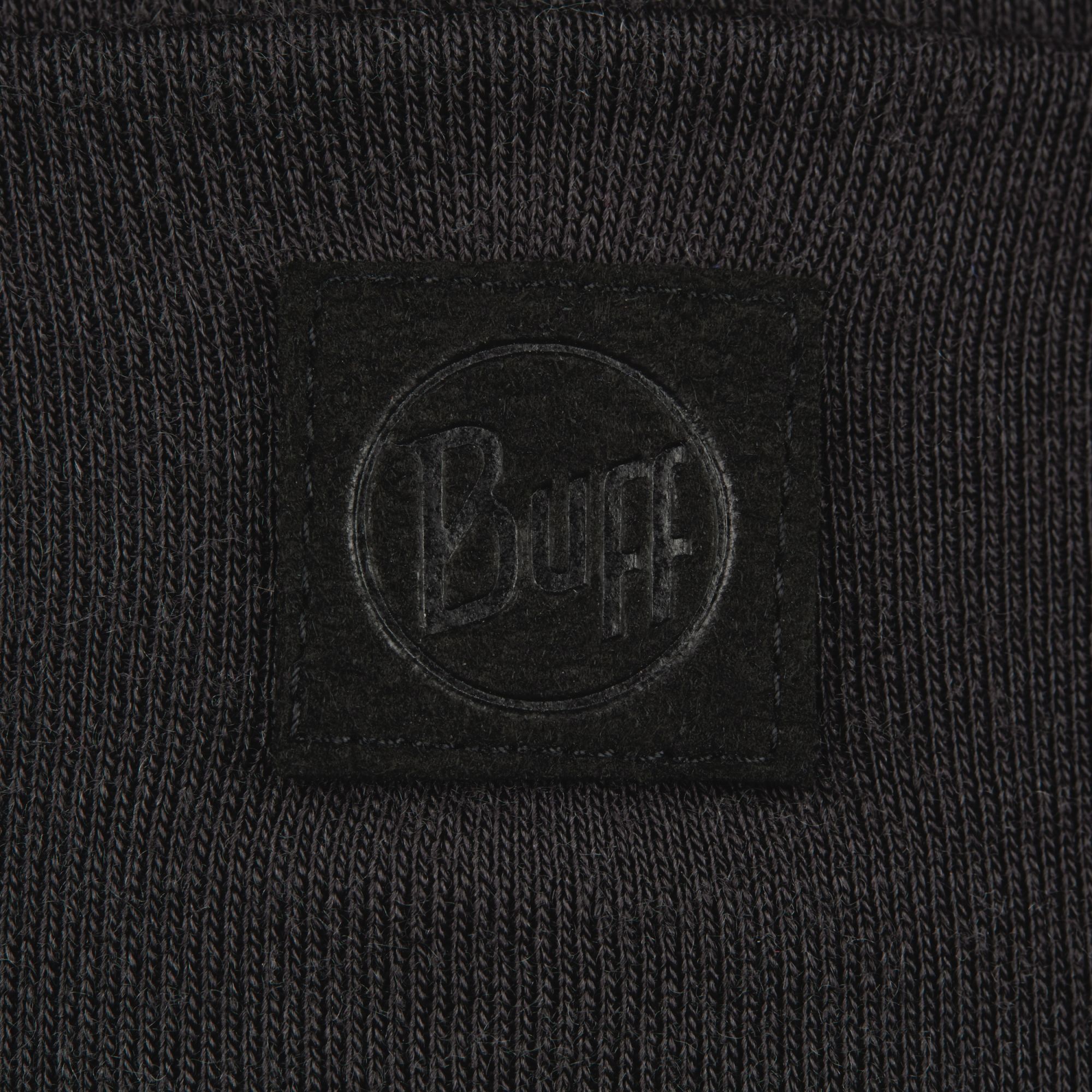 Buff Merino Heavyweight Beanie solid black 2