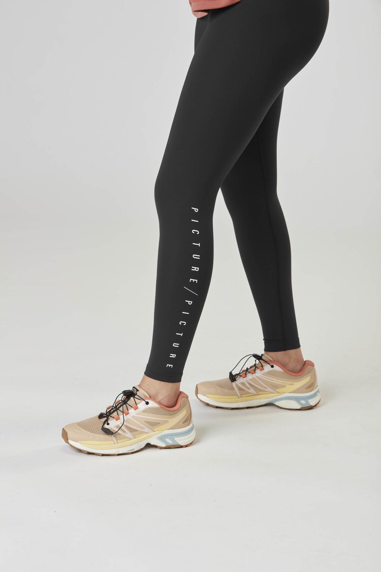 Picture W Caty Tech Leggings black black 3