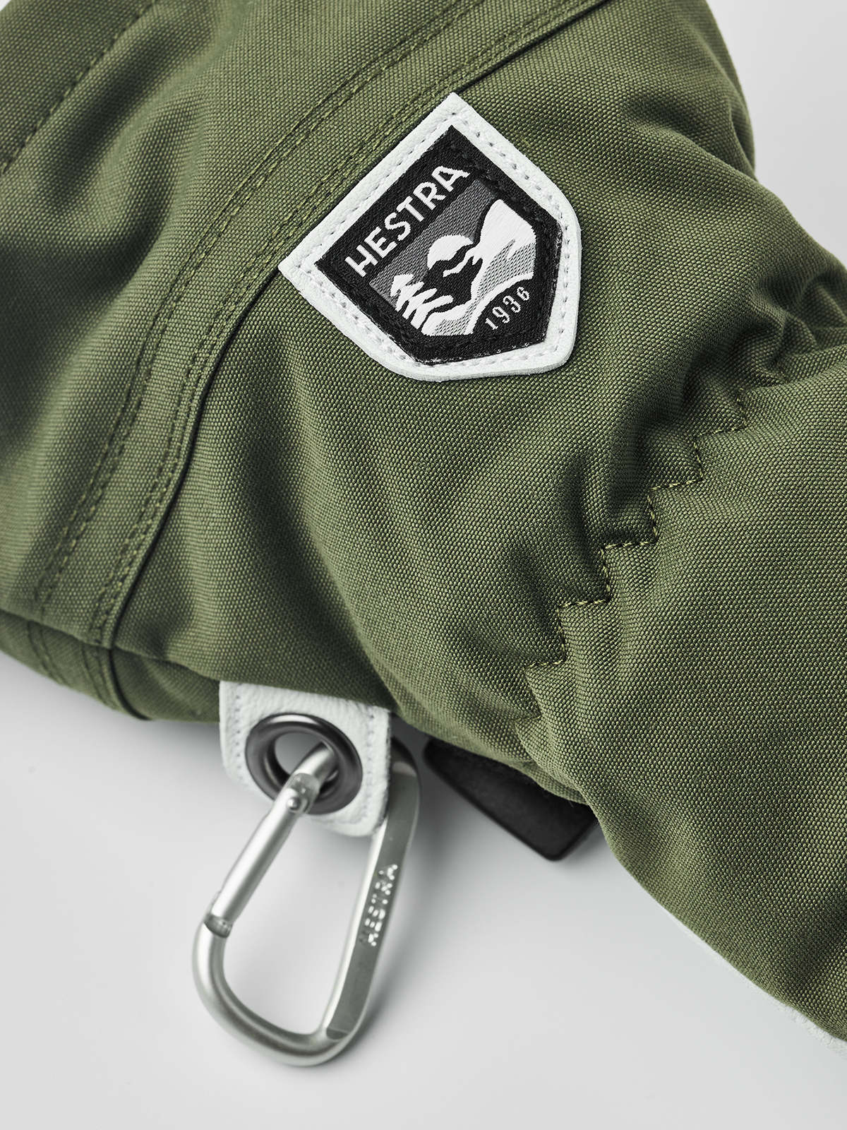 Hestra Army Leather Heli Ski 3-Finger olive 4