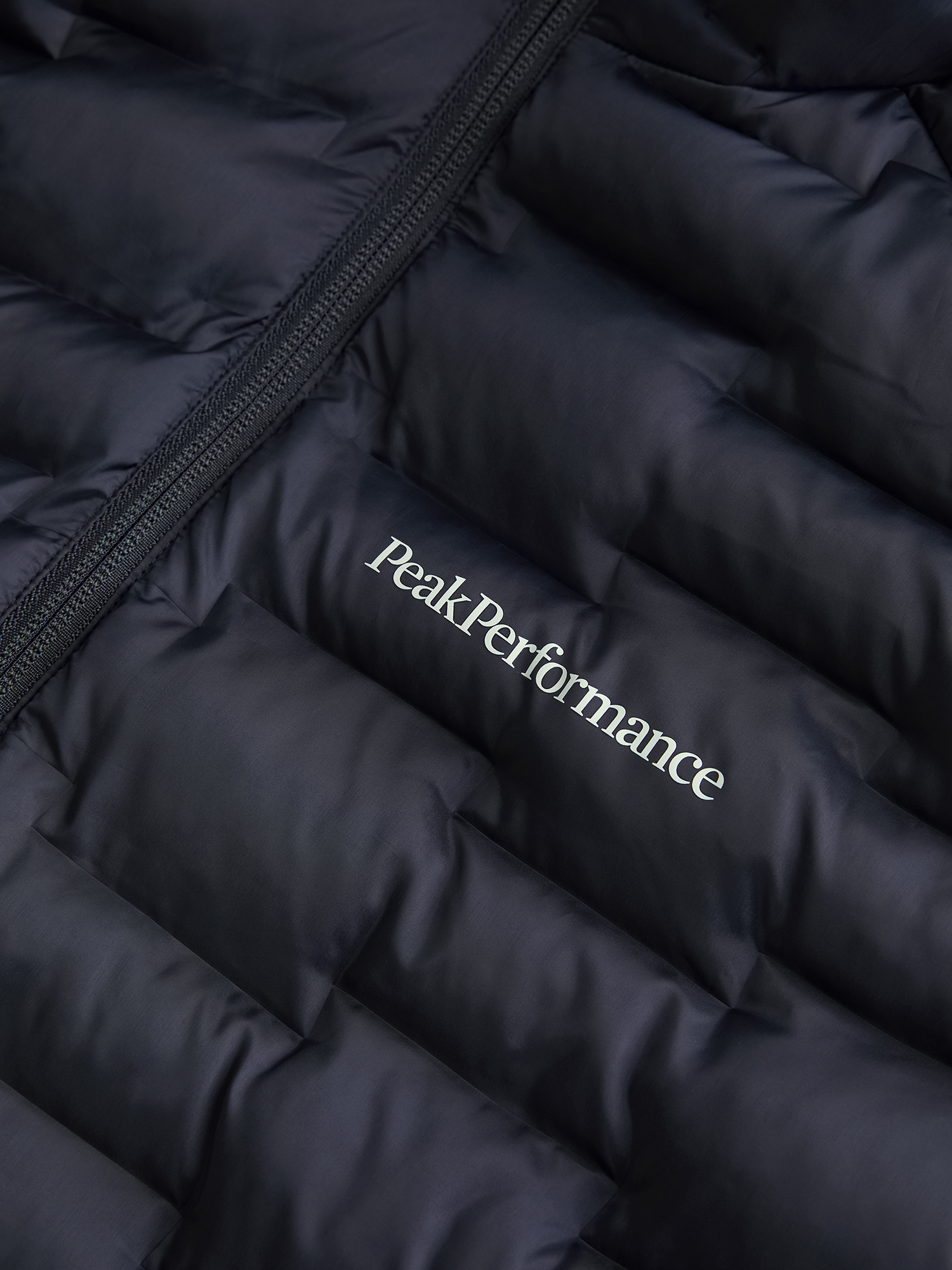 Peak Performance Argon Light Hood Jacket black black 4