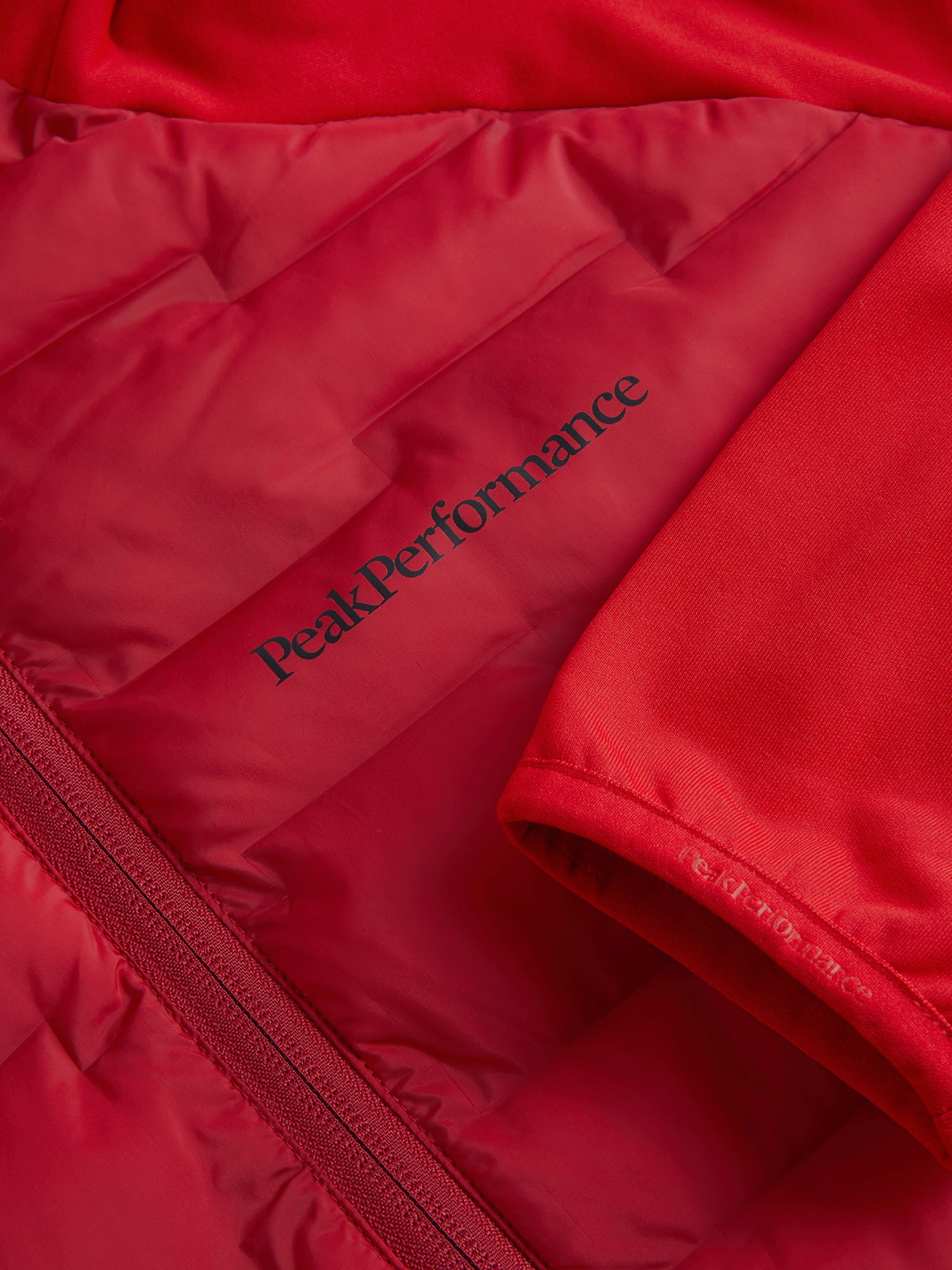 Peak Performance Argon Hybrid Hood Jacket rogue red red 5