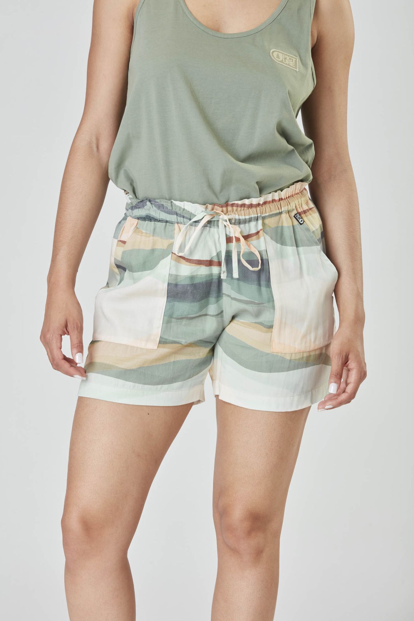 Picture W Milou Shorts mirage print 5