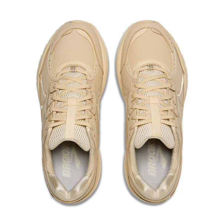 Brooks W Zeal Walker angora/coconut/milk 6